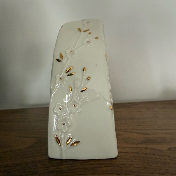 LENOX CHERRY BLOSSOM CLOCK, Timepiece Home Decorating 24 Karat Gold Desk Clock - Picture 2 of 8